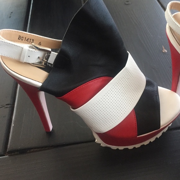 Chinese laundry size 6 heals - Picture 4 of 10